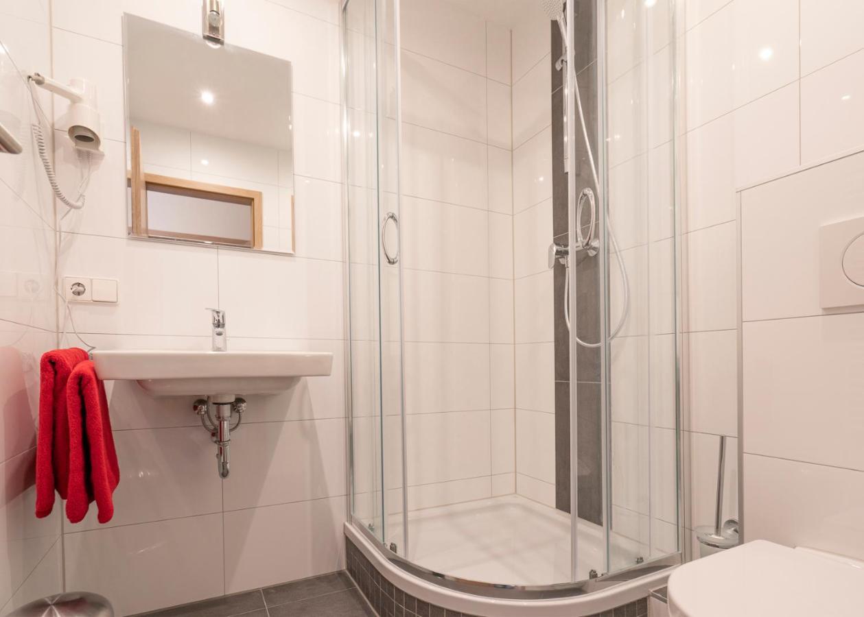 Hotel Restaurant Schwert Kehl Екстериор снимка