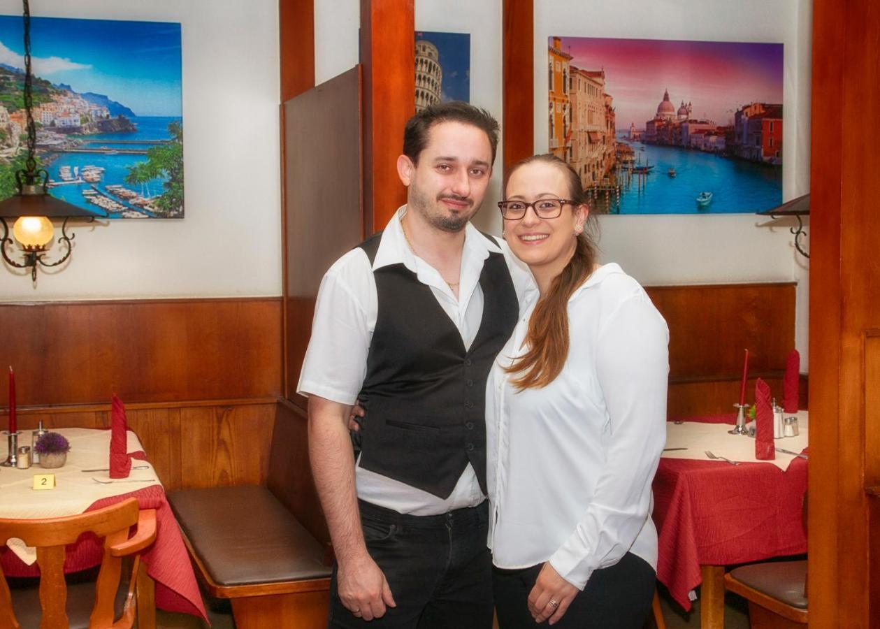 Hotel Restaurant Schwert Kehl Екстериор снимка