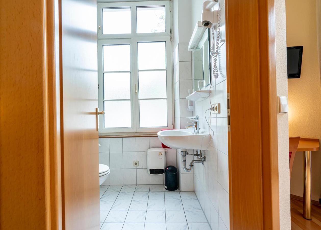 Hotel Restaurant Schwert Kehl Екстериор снимка