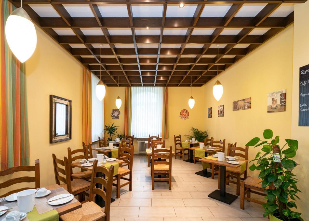 Hotel Restaurant Schwert Kehl Екстериор снимка