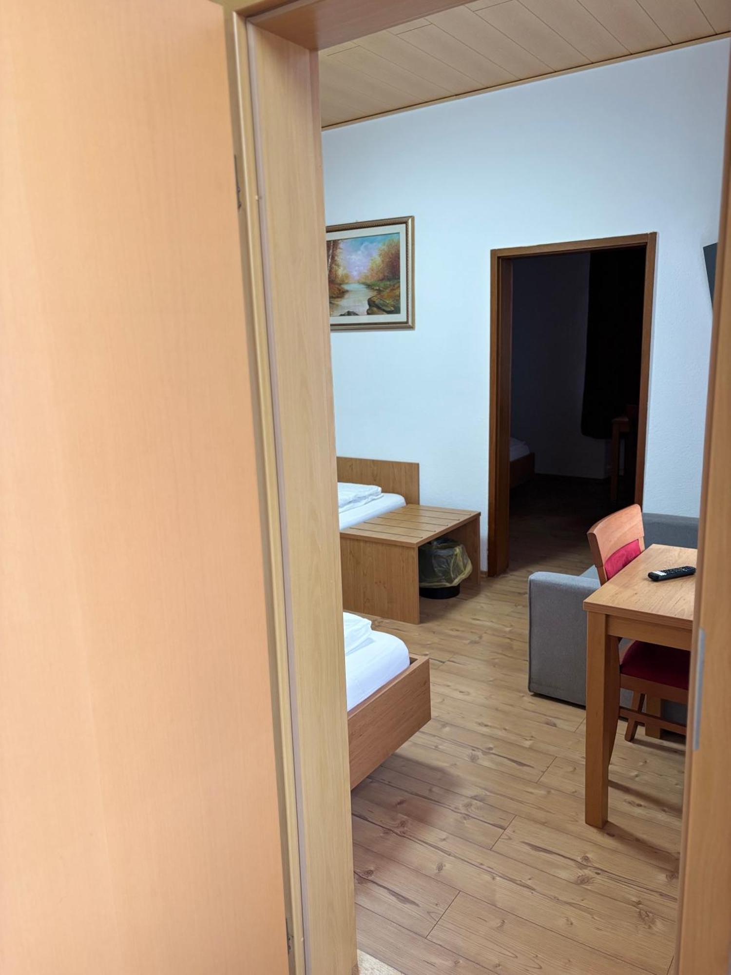 Hotel Restaurant Schwert Kehl Екстериор снимка